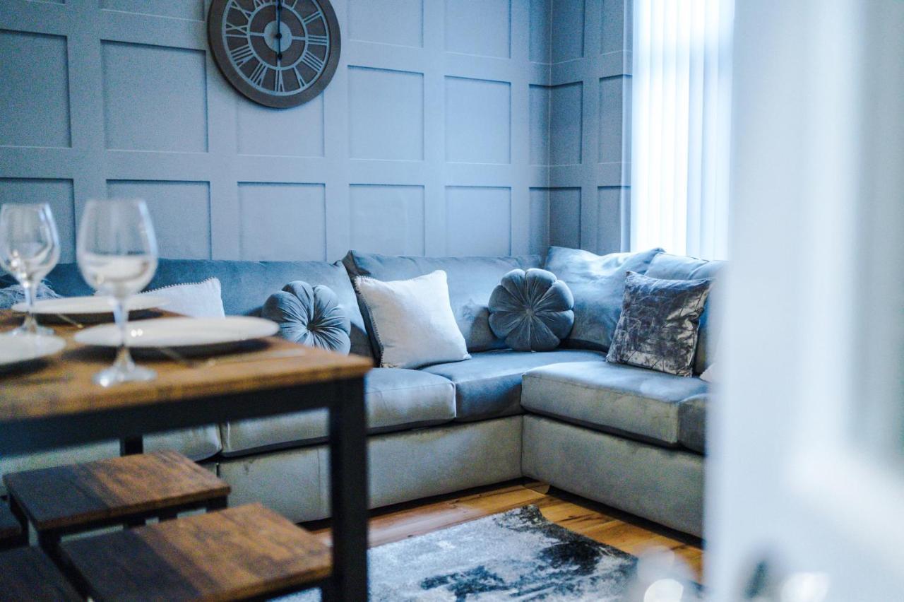 3 Bedroom House Manchester Hosted By Mcr Dens ภายนอก รูปภาพ