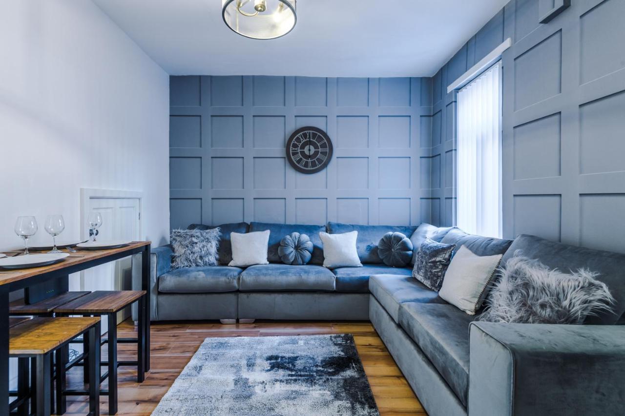 3 Bedroom House Manchester Hosted By Mcr Dens ภายนอก รูปภาพ
